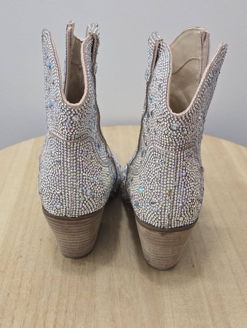 ARULA Embellished Crystal Western Ankle Boots - Size 7W - Picture 8 of 8